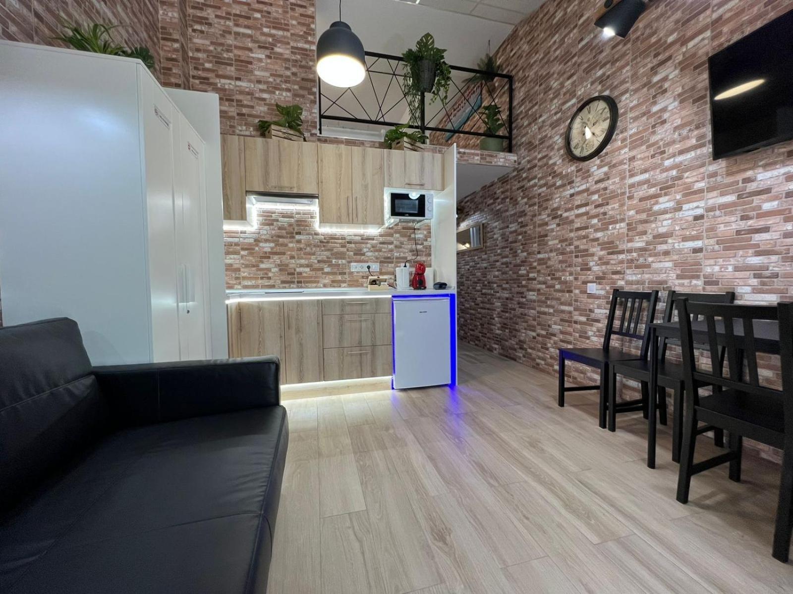 Melia Y Fuster 23c Hotel apartamentowy