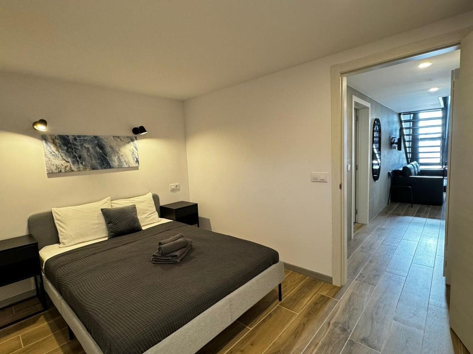Melia Y Fuster 23c Hotel apartamentowy