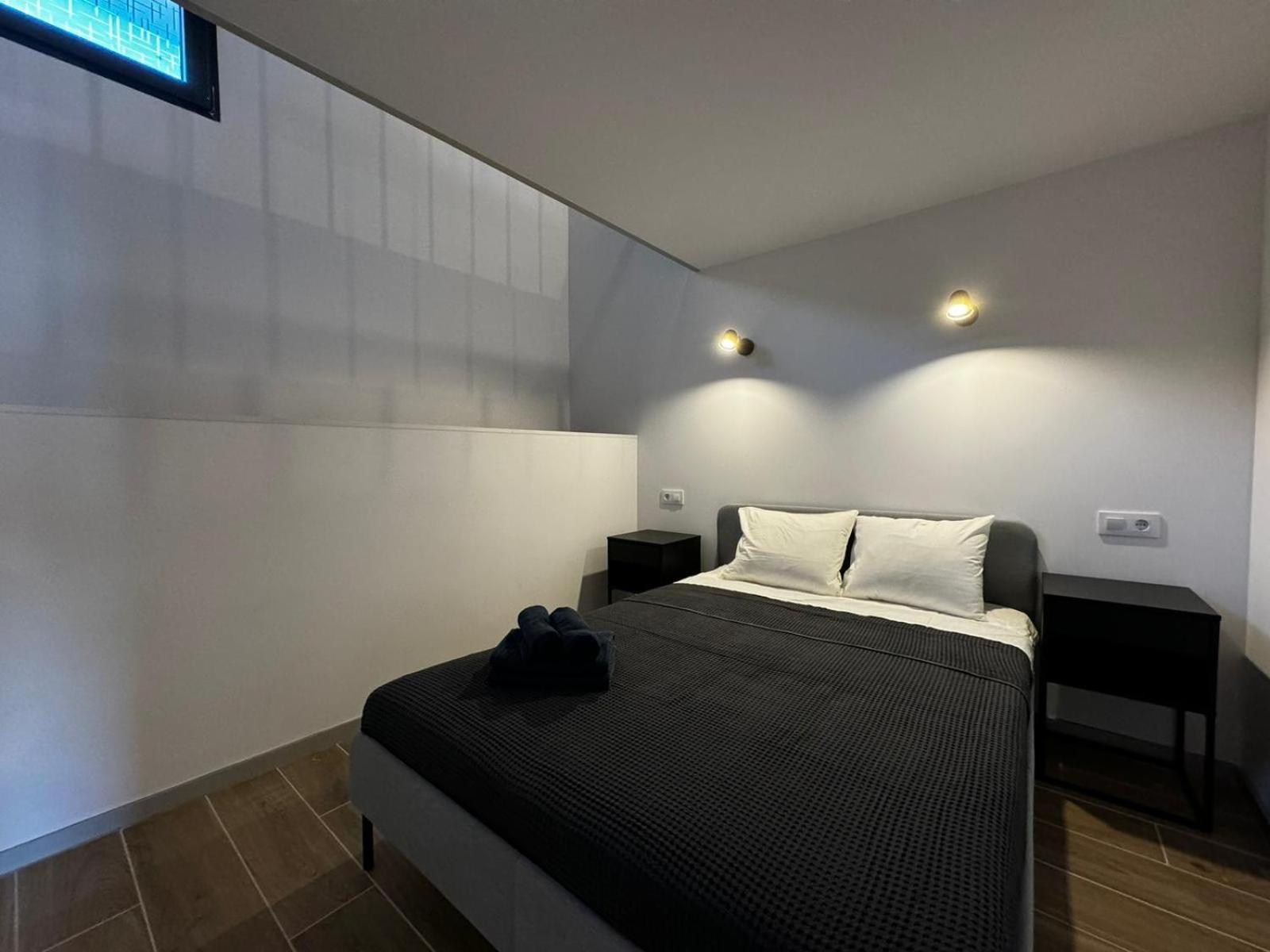 Melia Y Fuster 23c Walencja