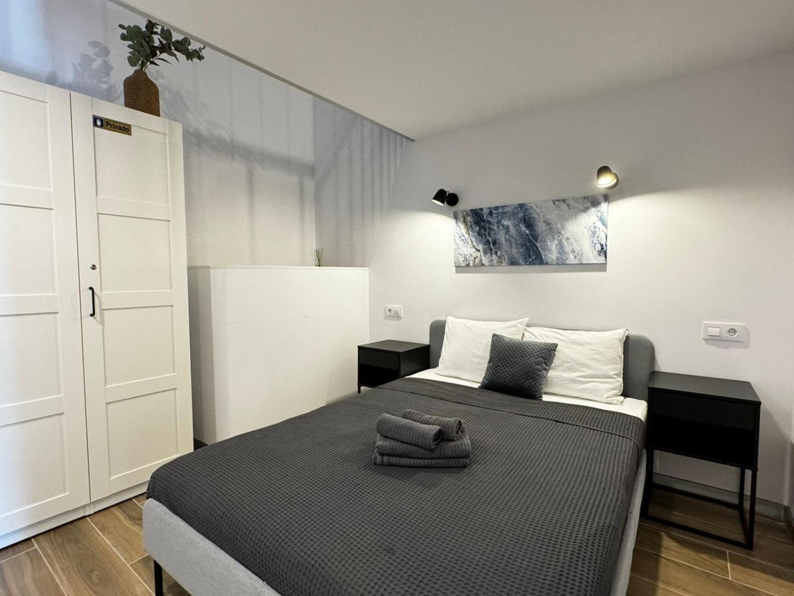 Melia Y Fuster 23c * Valência