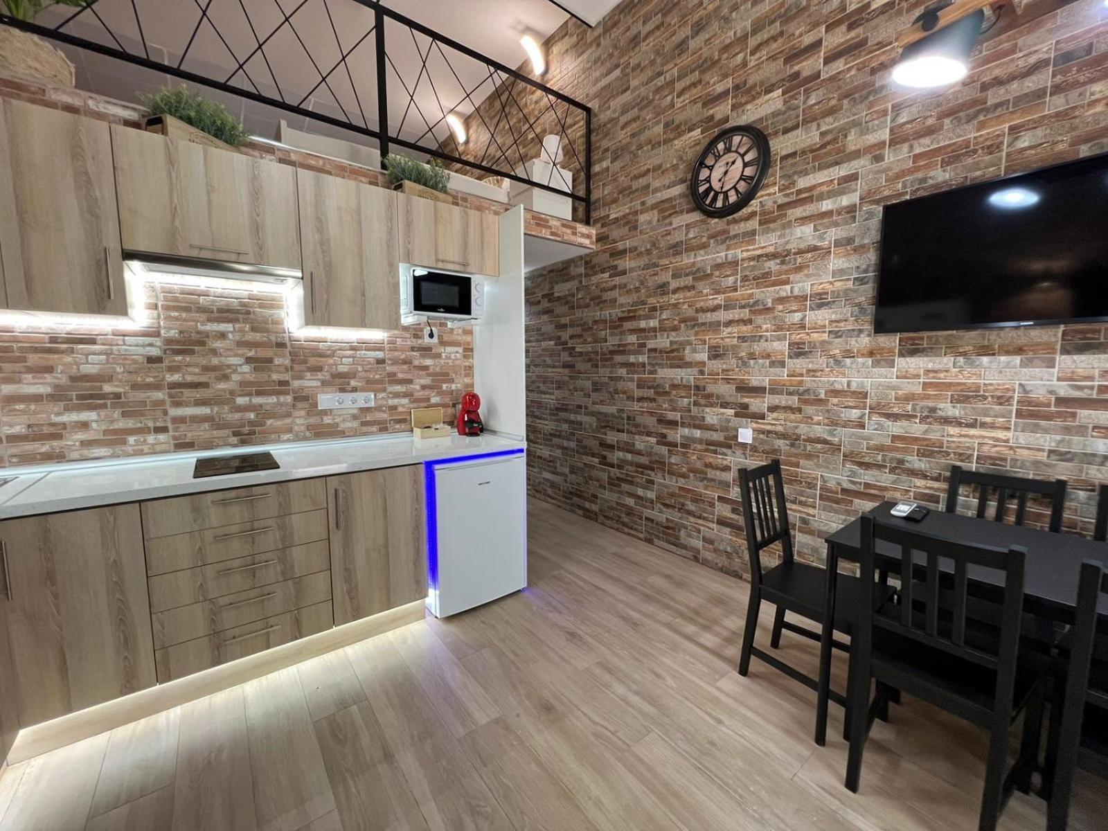 Melia Y Fuster 23c Hotel apartamentowy
